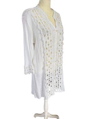 Club Z Collection white long sleeve crocheted button down v-neck cover-up M